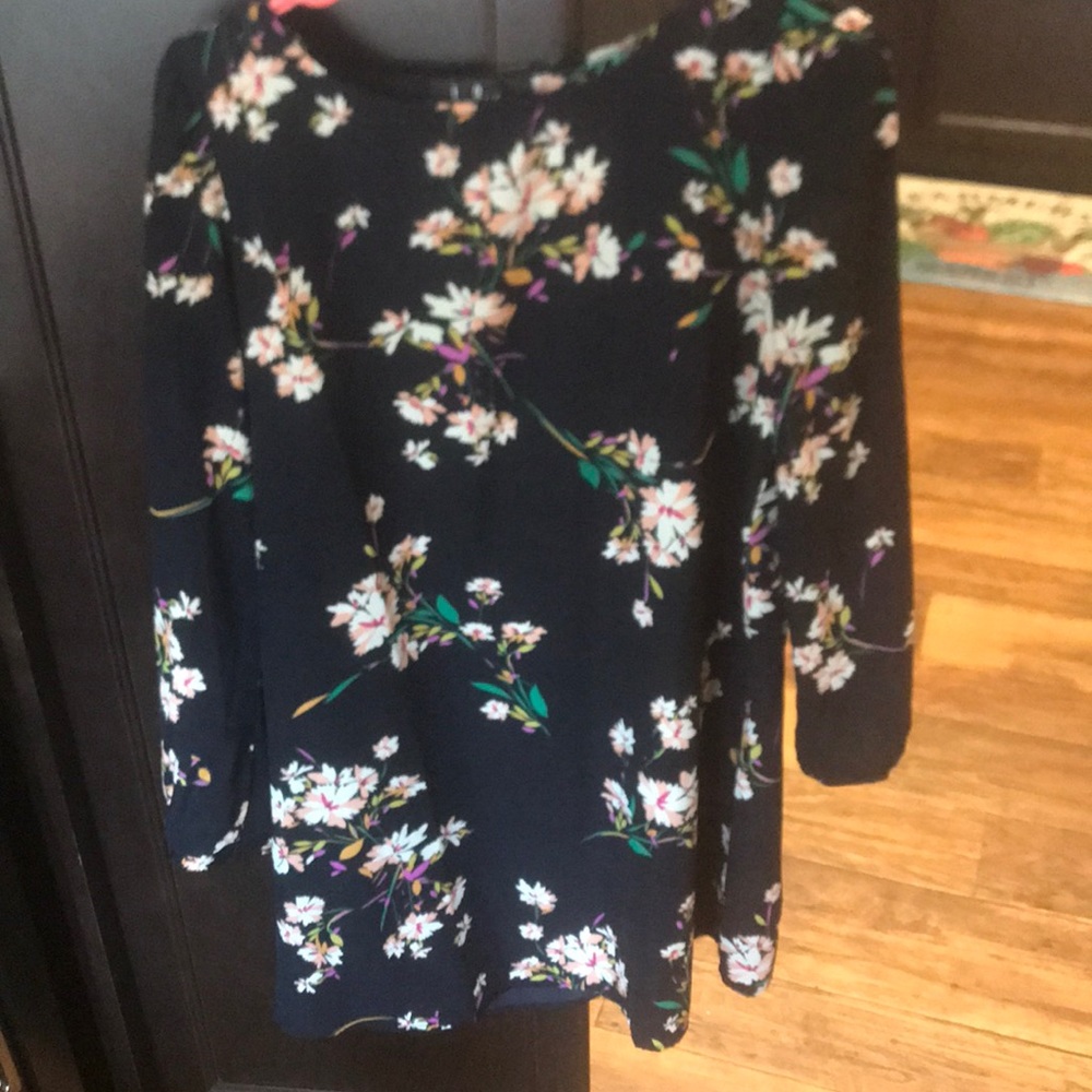 Lulus navy floral long sleeved dress